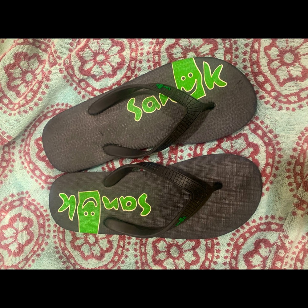 Sanuk flip flops
